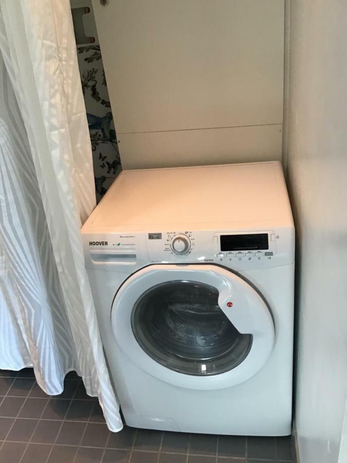Lagenhet I Villa Pa Fornudden Tyreso Bagian luar foto